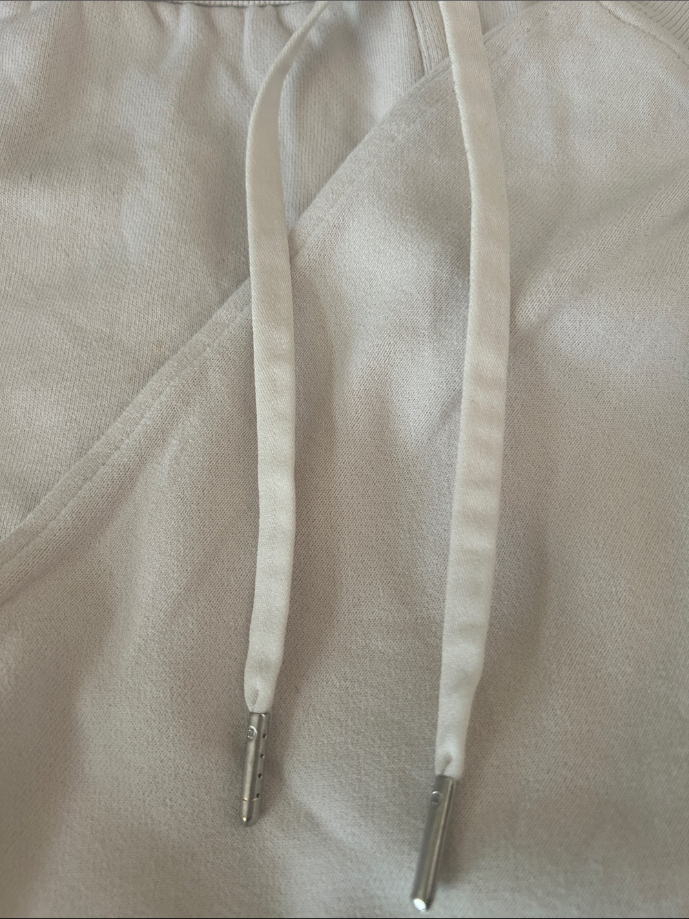 Lululemon Scuba Joggers – Size 6 | Cream - Picture 4 of 6